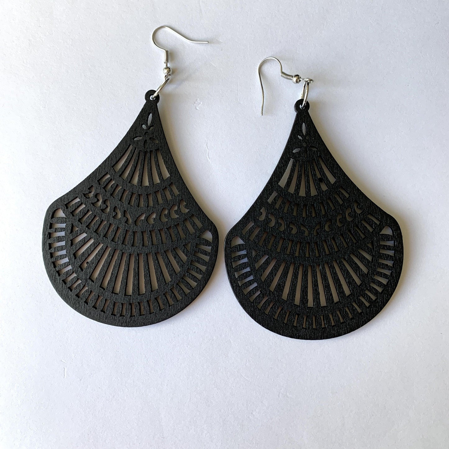 Wooden earrings black - Jazz & Milly  Women's Clothing